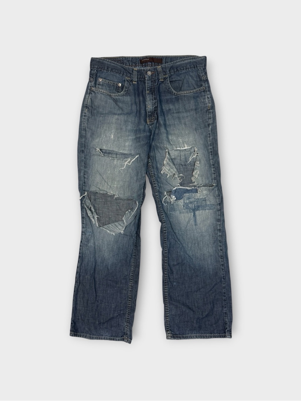Perry Ellis | Medium Wash Distressed Jeans